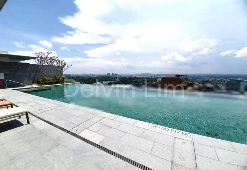 2 Bed Condo for Sale in  Boulevard 88 - Image 8